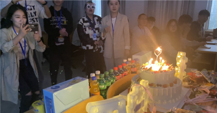 员工风采——生日会活动第三期